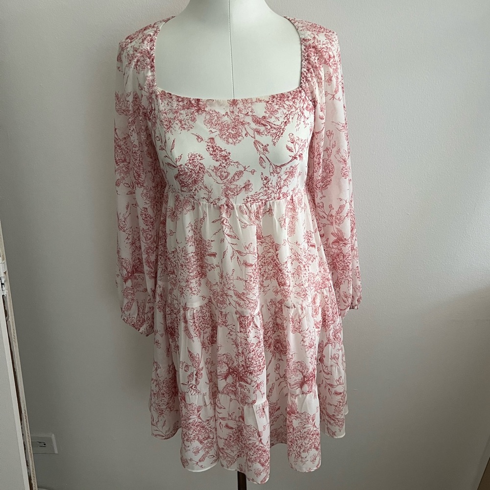 Beautiful pink and white midi dress from a boutique in California